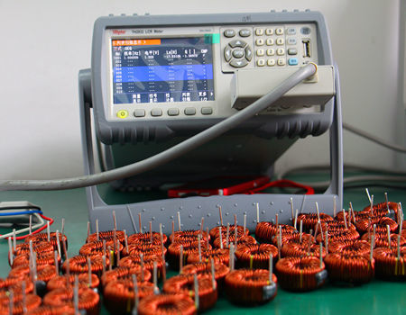 커스텀 Mn-zn 토로이드 코어 메인 전력 라인을 위한 일반 모드 스코크